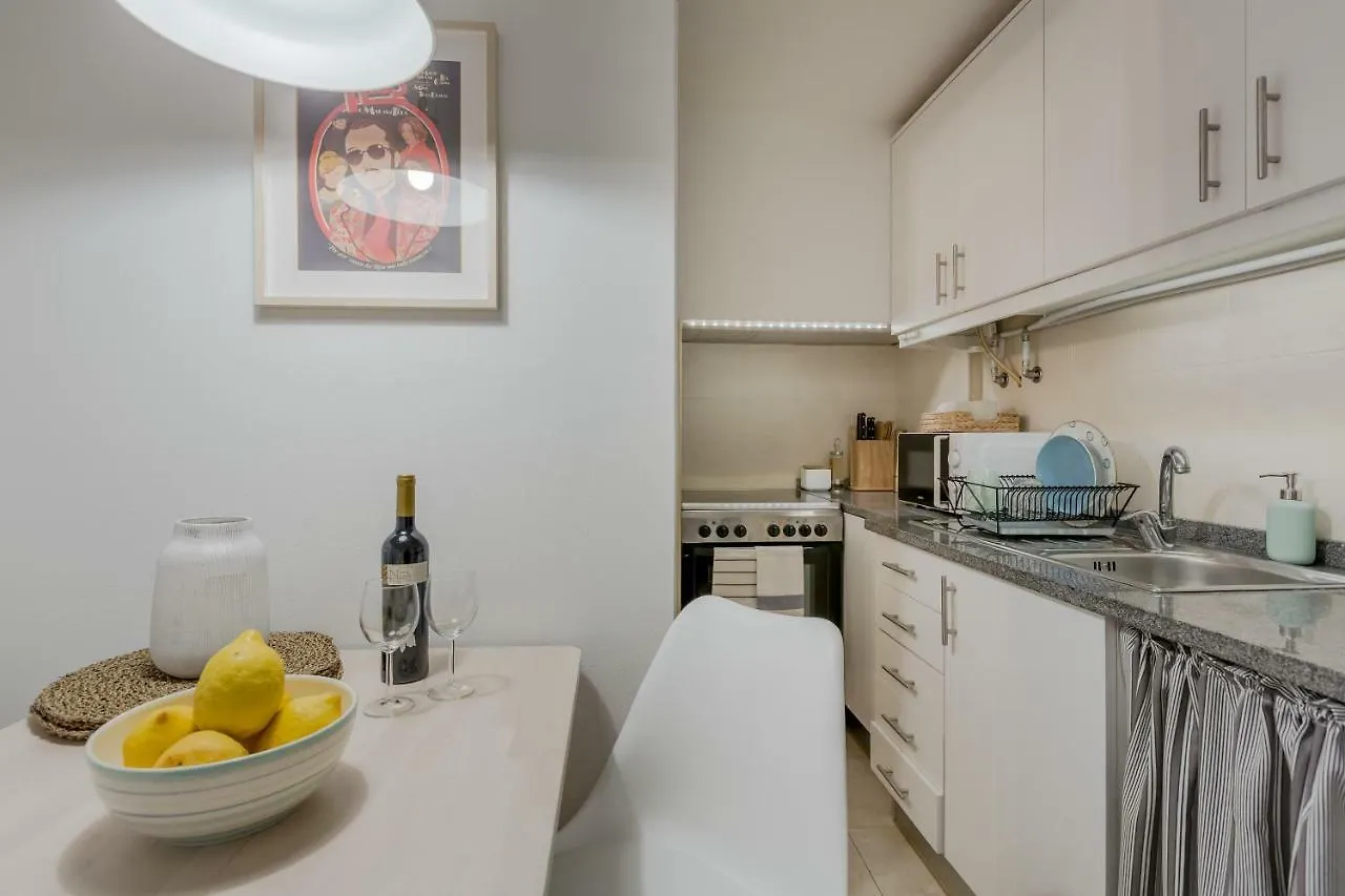 Sunny Bairro Alto & Chiado Apartment, By Timecooler Lisbon