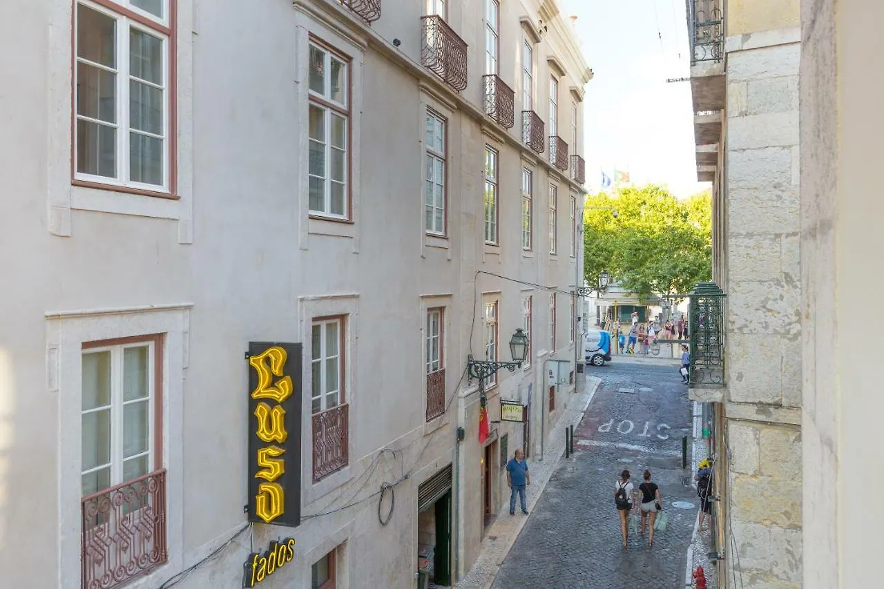 Sunny Bairro Alto & Chiado Apartment, By Timecooler Lisbon